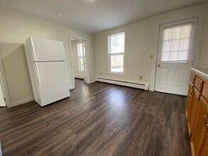 143 Second St-Unit -1 in Manchester, NH - Building Photo - Building Photo