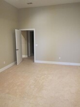 224 E Michigan Ave, Unit 202 in Kalamazoo, MI - Building Photo - Building Photo
