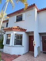 15450 SW 74th Cir Ct in Miami, FL - Building Photo