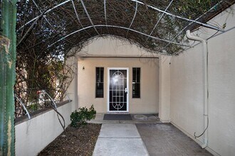 1237 W Vinovo Pass in Oro Valley, AZ - Building Photo - Building Photo