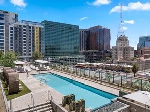 Saiya in Phoenix, AZ - Foto de edificio - Building Photo