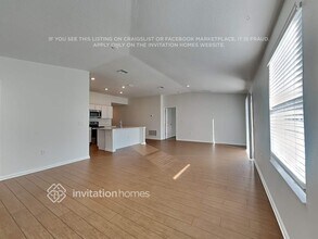 916 Caitlin Loop, Unit M-M-01 in Haines City, FL - Foto de edificio - Building Photo