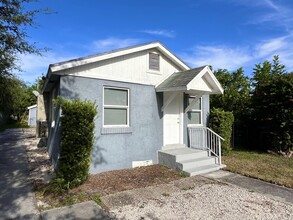 27 NW 11th Ave in Delray Beach, FL - Building Photo - Building Photo