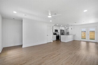 4300 5th Ave S in St. Petersburg, FL - Building Photo - Building Photo