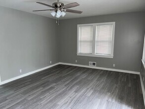 610 Grover St in Warrensburg, MO - Foto de edificio - Building Photo