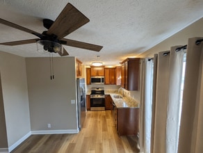 2019 50th St SE in Canton, OH - Building Photo - Building Photo