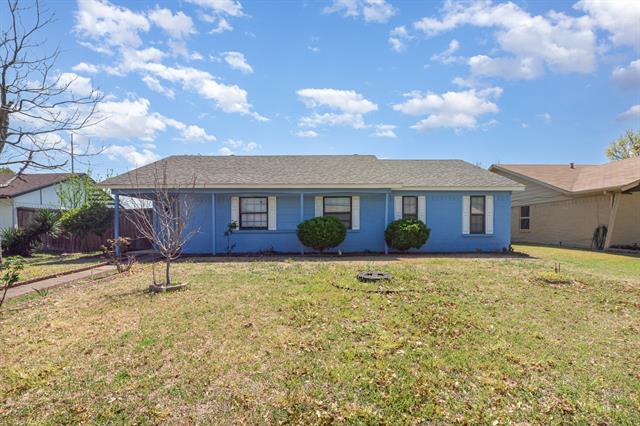 1274 Granada St in Lewisville, TX - Building Photo