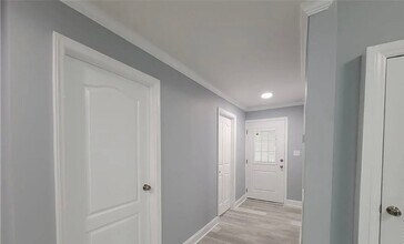 516 E Marion St in Shelby, NC - Building Photo - Building Photo