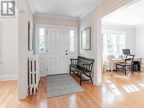 170 Strathallan Blvd in Toronto, ON - Building Photo - Building Photo