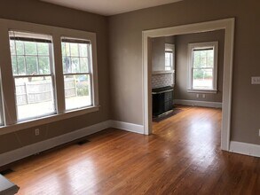 2717 Oak St, Unit 2717 in Jacksonville, FL - Foto de edificio - Building Photo