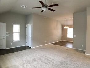 19905 Rondo Dr in Edmond, OK - Building Photo - Building Photo