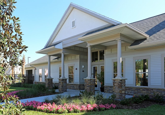 Arbours at Crown Point