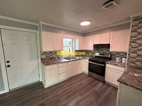 216 Frank T. Bunton St in Lonoke, AR - Building Photo - Building Photo