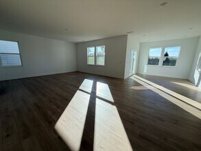 936 Shadow Dr in Danville, IN - Building Photo - Building Photo