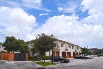 17343 NW 7th Ave in Miami Gardens, FL - Building Photo - Building Photo