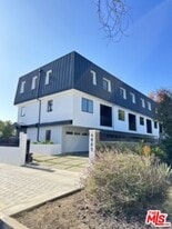 4805 Matilija Ave in Los Angeles, CA - Building Photo