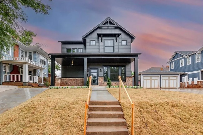 property at 611 NW 25th St