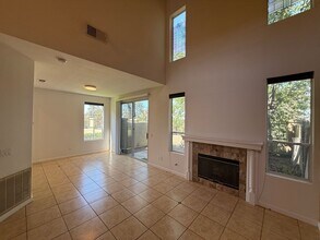 9449 Questa Pointe in San Diego, CA - Building Photo - Building Photo