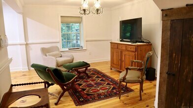 19 Gaylord Dr N in Wilton, CT - Building Photo - Building Photo