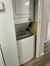 6890 Royal Palm Blvd in Margate, FL - Building Photo - Building Photo