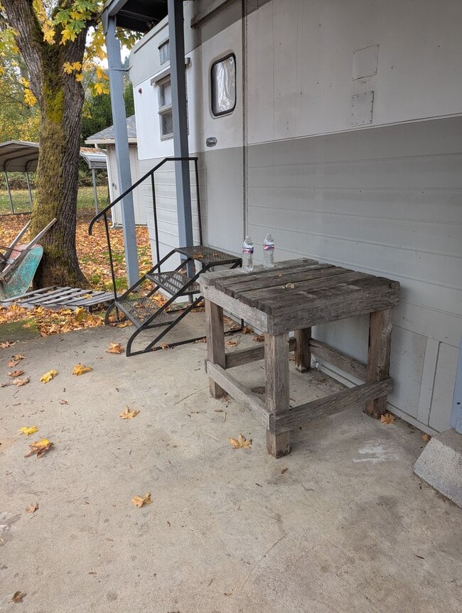 property at 249 SE 2nd St