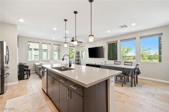 11239 Cactus Tower Ave in Las Vegas, NV - Building Photo - Building Photo