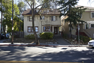 1729 M.L. King, Jr. Way in Berkeley, CA - Building Photo - Building Photo