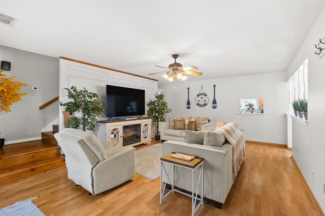 property at 117 E Park Dr