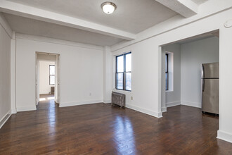 106 South Harrison Street in East Orange, NJ - Building Photo - Interior Photo