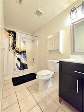 3607 Snead Ct in Arlington, TX - Foto de edificio - Building Photo