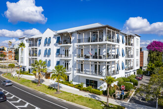 Cadillac Apartments in Tampa, FL - Building Photo - Primary Photo