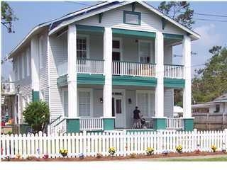 Odd Fellows Hall in Milton, FL - Foto de edificio