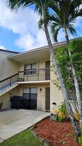 22465 SW 61st Way in Boca Raton, FL - Building Photo
