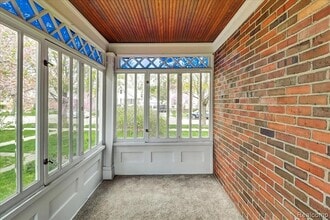 22101 Francis St, Unit 0525 in Dearborn, MI - Building Photo - Building Photo