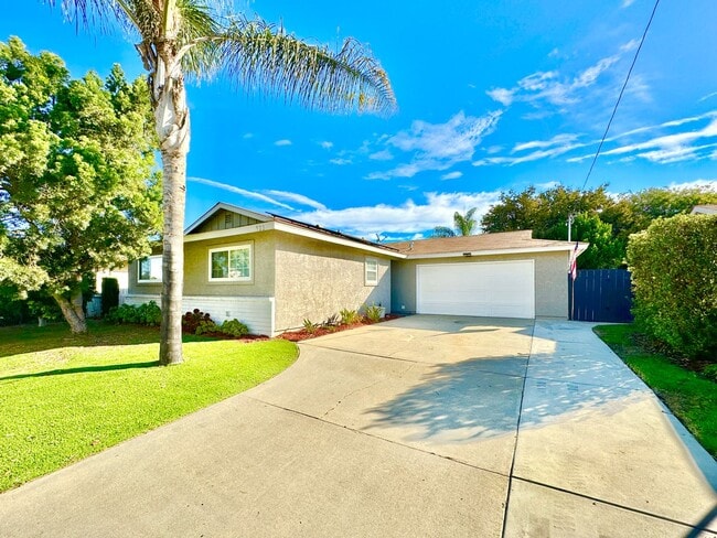 522 Roja Dr in Oceanside, CA - Building Photo - Building Photo