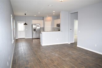 120 Feather Grass Ave in Leander, TX - Building Photo - Building Photo