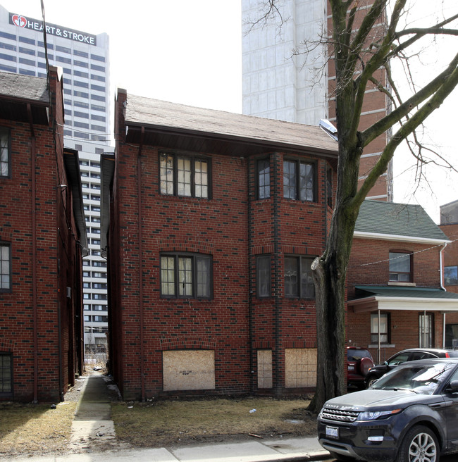 35 Helendale Ave in Toronto, ON - Building Photo - Building Photo