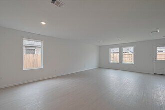 28930 Rustic Windmill Wy in Hockley, TX - Building Photo - Building Photo