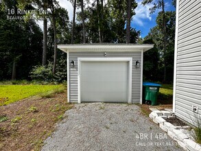 10 Los Robles Rd in Beaufort, SC - Building Photo - Building Photo