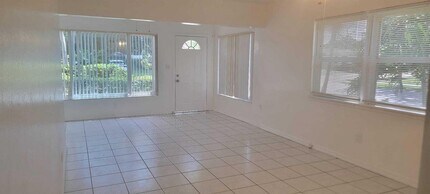 1855 Sherman St in Hollywood, FL - Foto de edificio - Building Photo