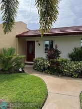 306 Lake Helen Dr in West Palm Beach, FL - Building Photo - Building Photo