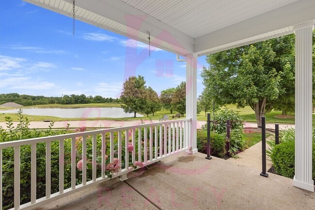 2201 Hawks Landing Dr in Lake St. Louis, MO - Building Photo - Building Photo