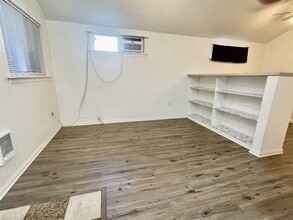 4727 U St in Sacramento, CA - Building Photo - Building Photo