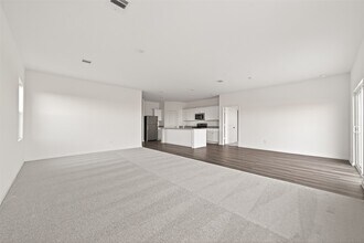 1092 Sunlit Cir in Brookshire, TX - Building Photo - Building Photo