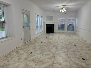 2226 Mill Creek Dr in Sugar Land, TX - Building Photo - Building Photo