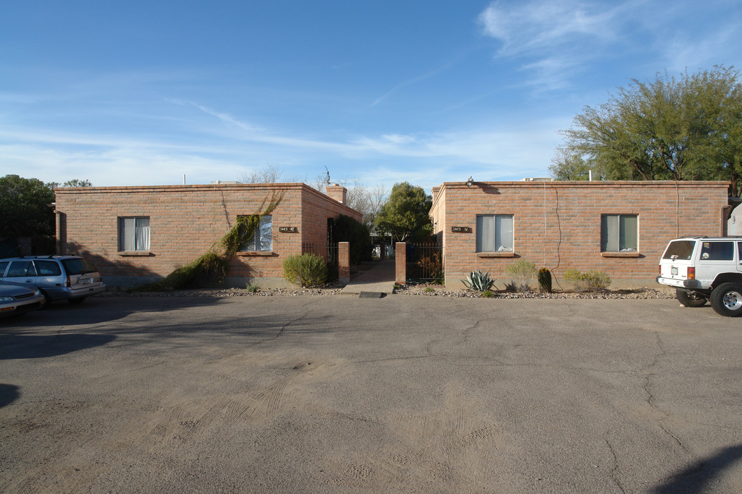 3445-3451 E Pima St in Tucson, AZ - Foto de edificio