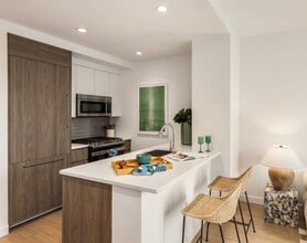 550 Tenth Avenue in New York, NY - Foto de edificio - Building Photo