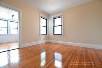 217 Chestnut Hill Ave, Unit 3 in Boston, MA - Building Photo - Building Photo