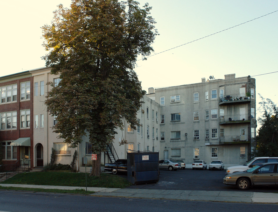 1346-1352 W Linden St in Allentown, PA - Building Photo