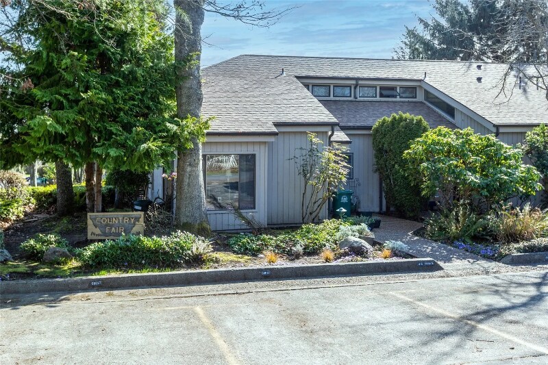 315 Spruce St in Friday Harbor, WA - Building Photo